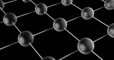 What is the biggest benefit of decentralized decision-making